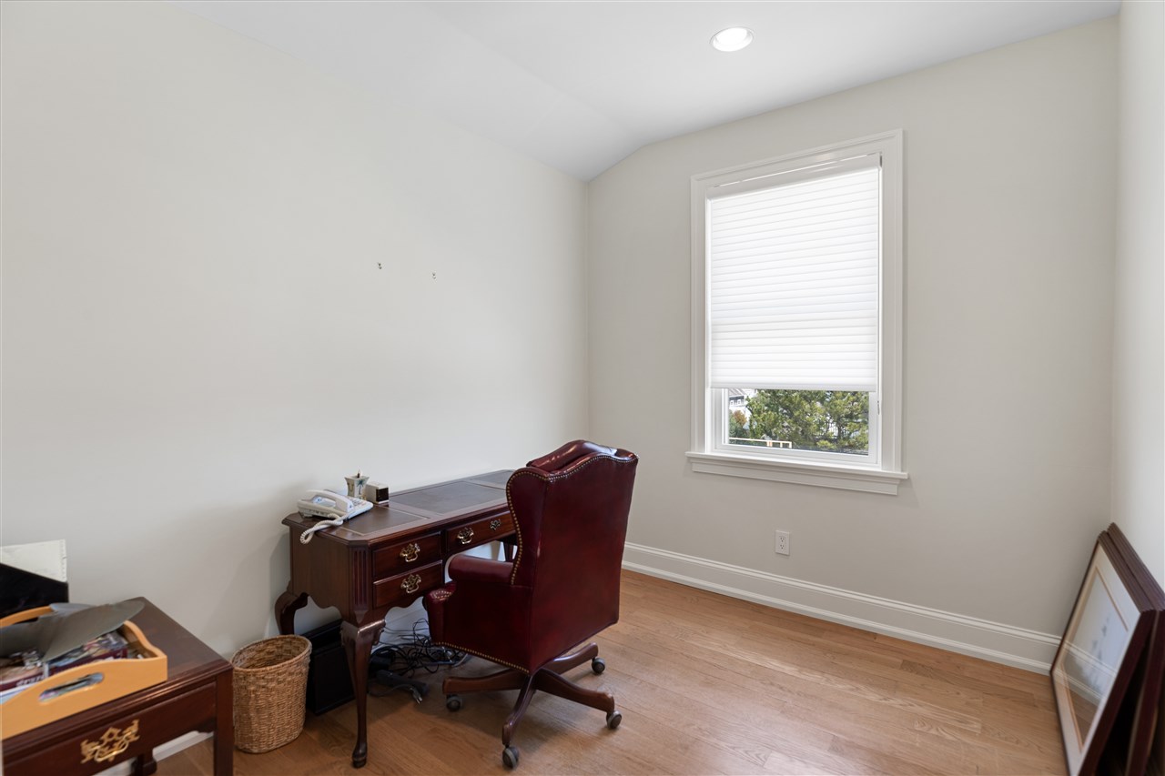 1409 Beach Cape May, NJ 08204 - Photo 21 of 42