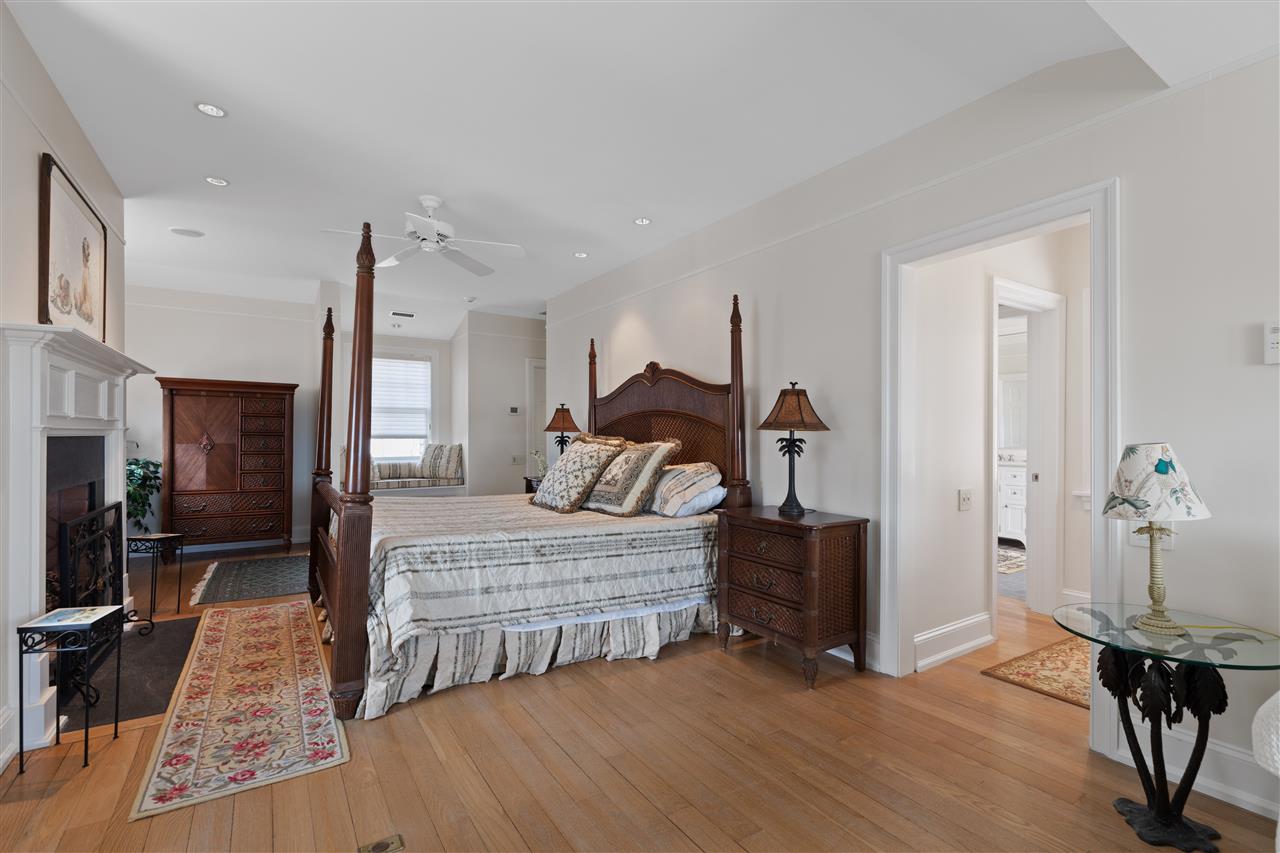 1409 Beach Cape May, NJ 08204 - Photo 28 of 42