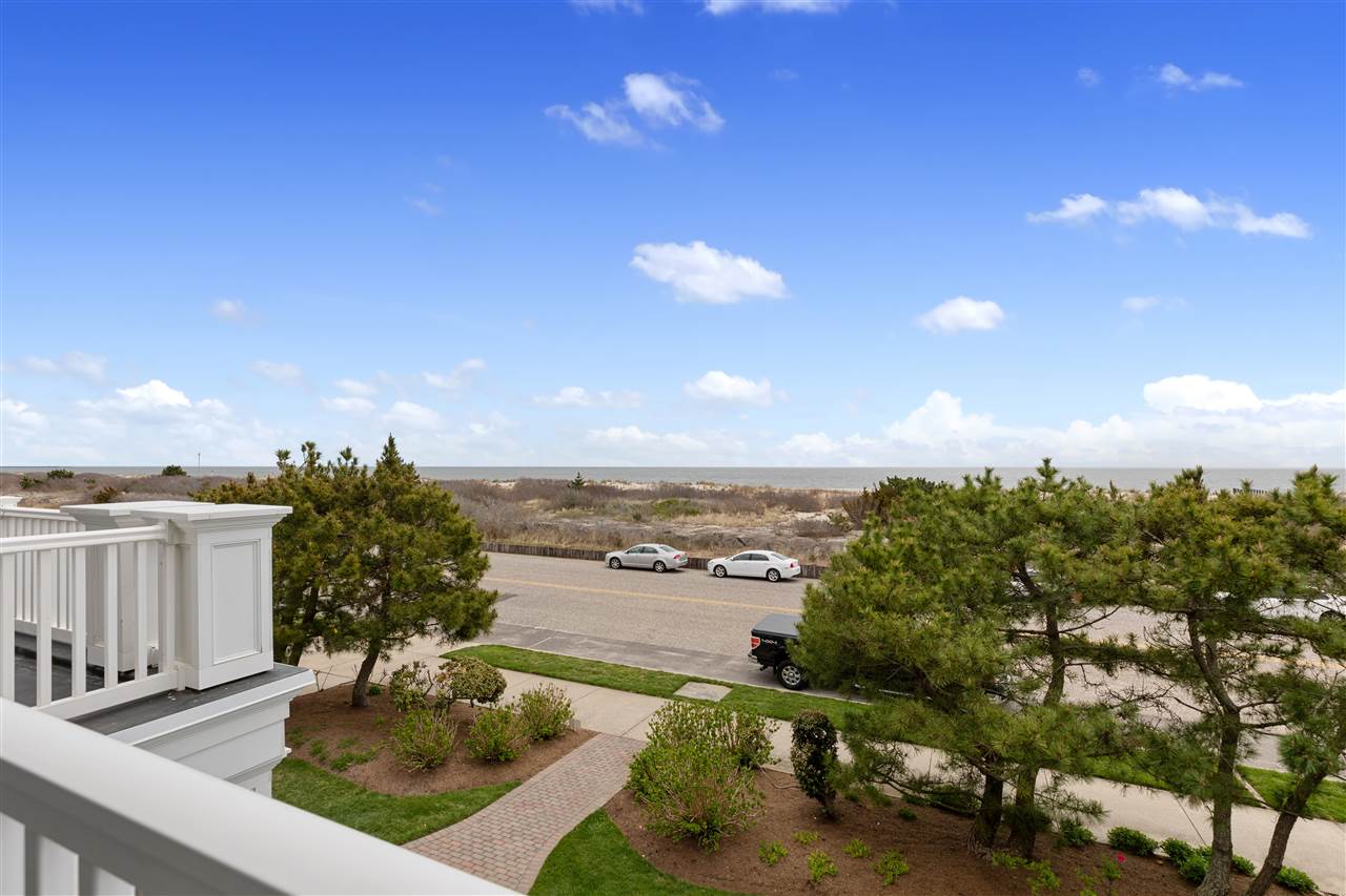 1409 Beach Cape May, NJ 08204 - Photo 40 of 42