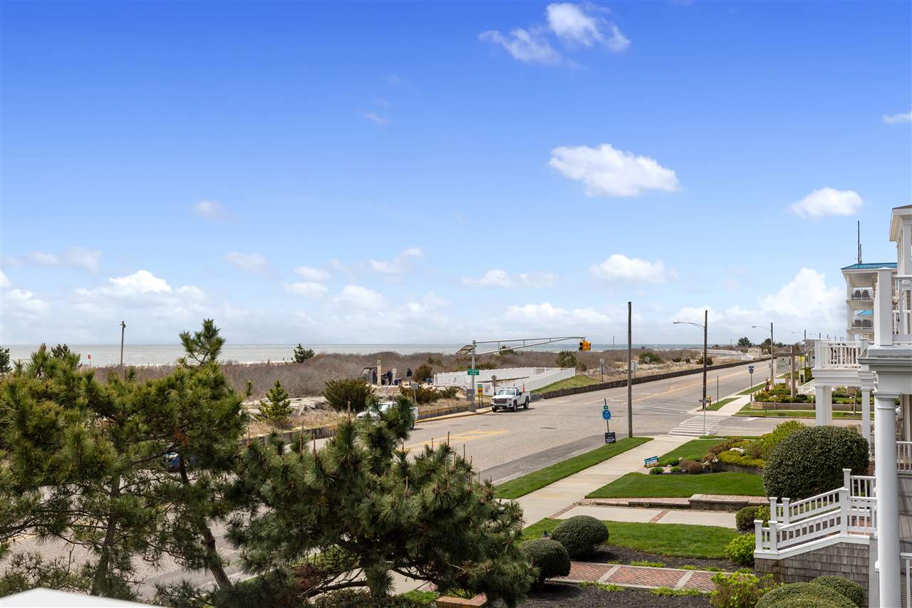 1409 Beach Cape May, NJ 08204 - Photo 41 of 42