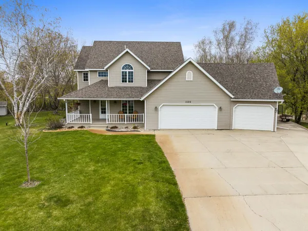 $499,900 | 1506 Mcauliffe Place Northwest, Alexandria, MN 56308