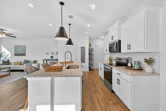 $350,000 | 125 Windsor Pk Court, Jefferson, GA 30549