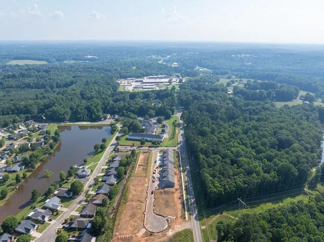 $350,000 | 125 Windsor Pk Court, Jefferson, GA 30549