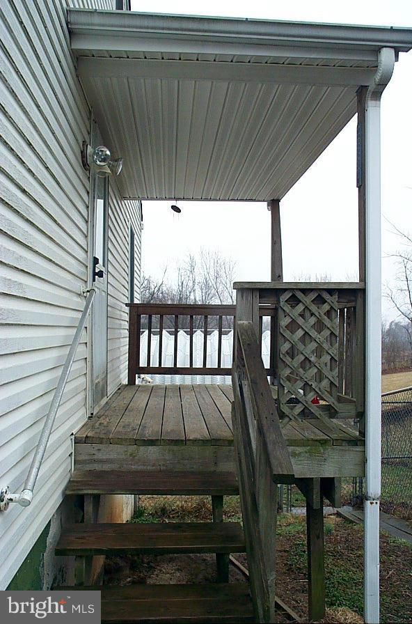 8401 Old Columbia Road Laurel, MD 20723 - Photo 12 of 30 Kitchen Side door Porch