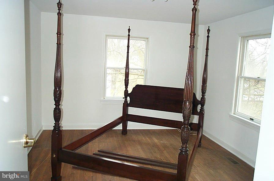 8401 Old Columbia Road Laurel, MD 20723 - Photo 14 of 30 Bedroom (Master)