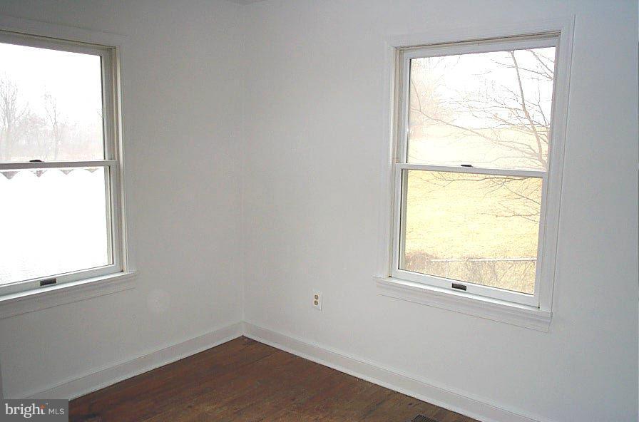 8401 Old Columbia Road Laurel, MD 20723 - Photo 17 of 30 Second Bedroom