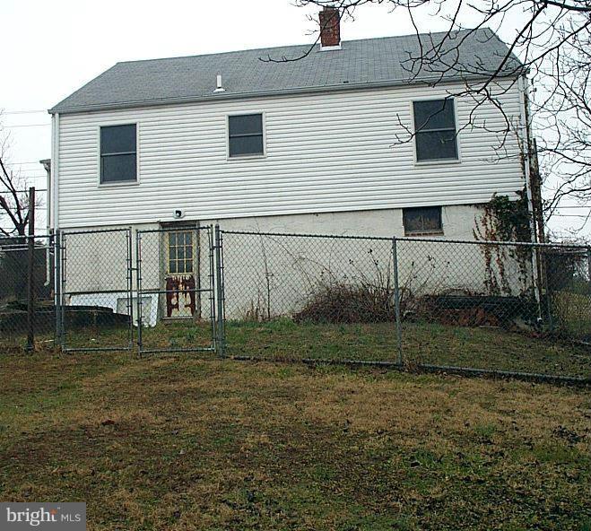 8401 Old Columbia Road Laurel, MD 20723 - Photo 27 of 30 Back of the House
