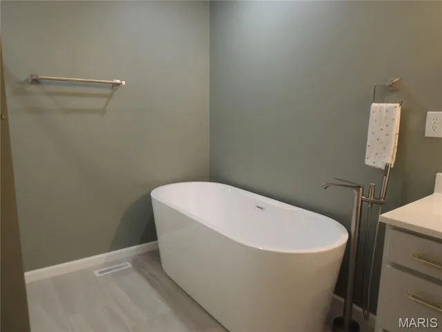 $690,000 | 1180 Campground Trail, Pocahontas, IL 62275