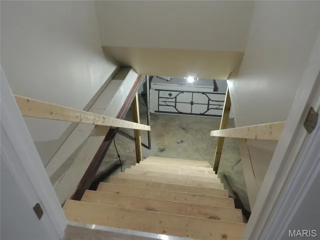 $690,000 | 1180 Campground Trail, Pocahontas, IL 62275