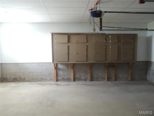 $489,800 | 1180 Campground Trail, Pocahontas, IL 62275