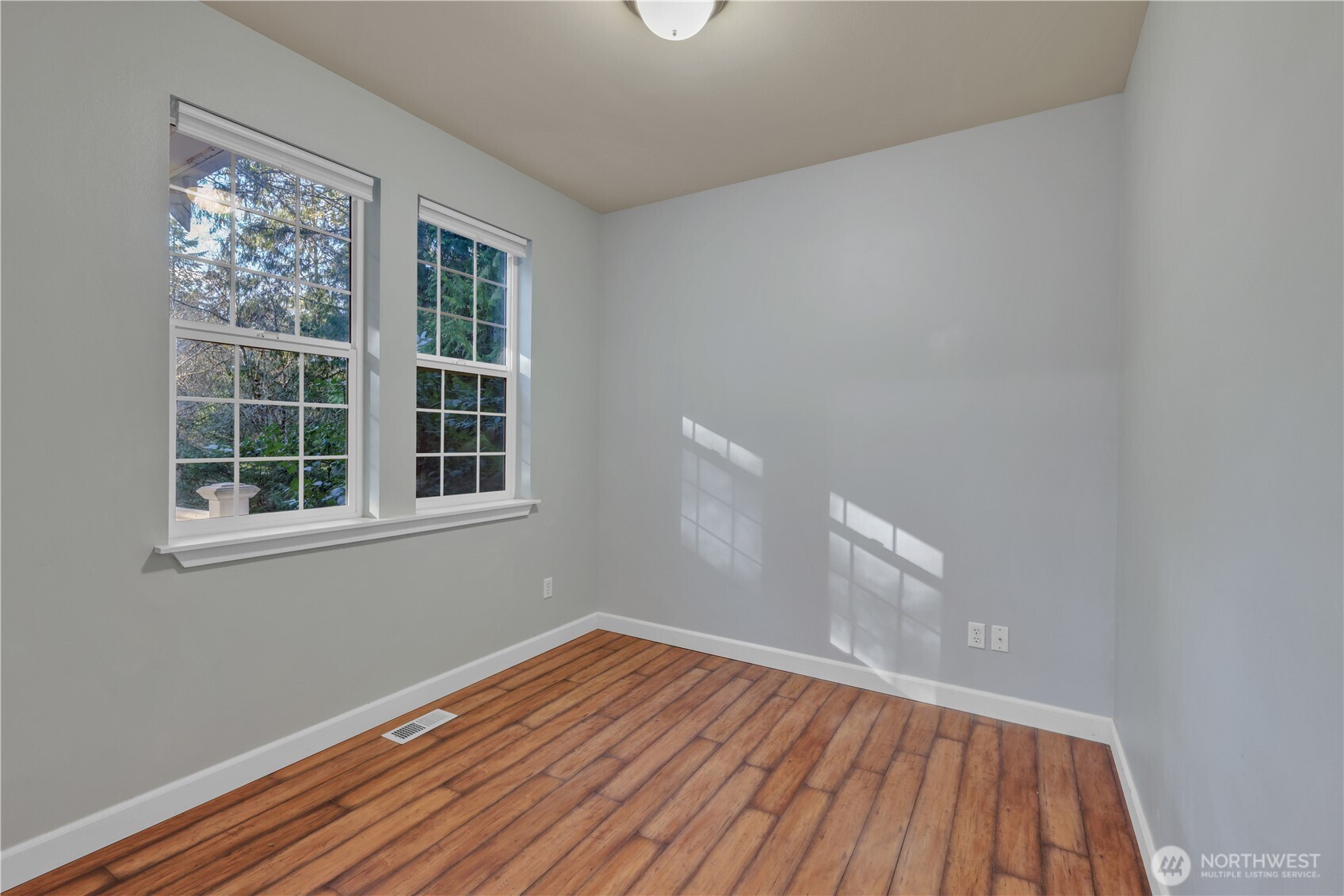 2507 Creviston Road Southwest Lakebay, WA 98349 - Photo 12 of 35