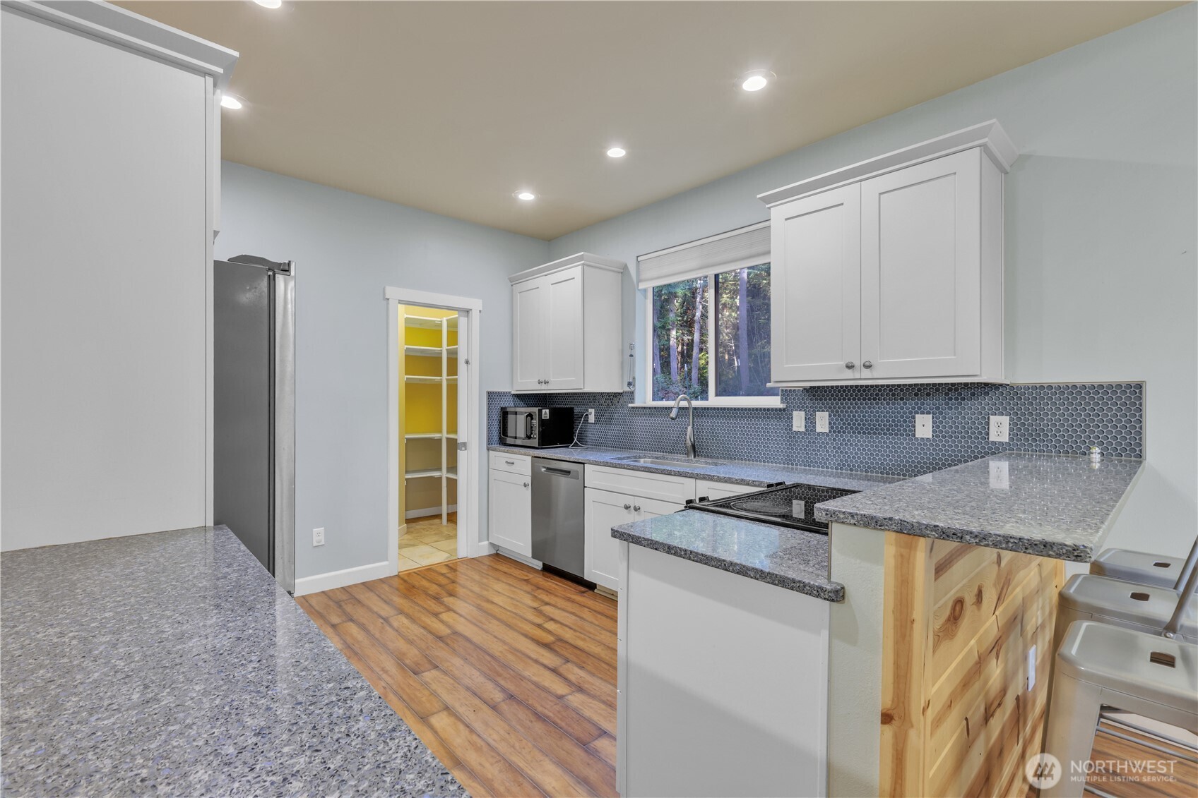 2507 Creviston Road Southwest Lakebay, WA 98349 - Photo 9 of 35