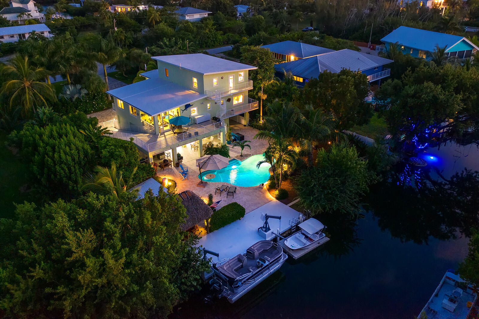 17275 Keystone - Gorgeous pool home