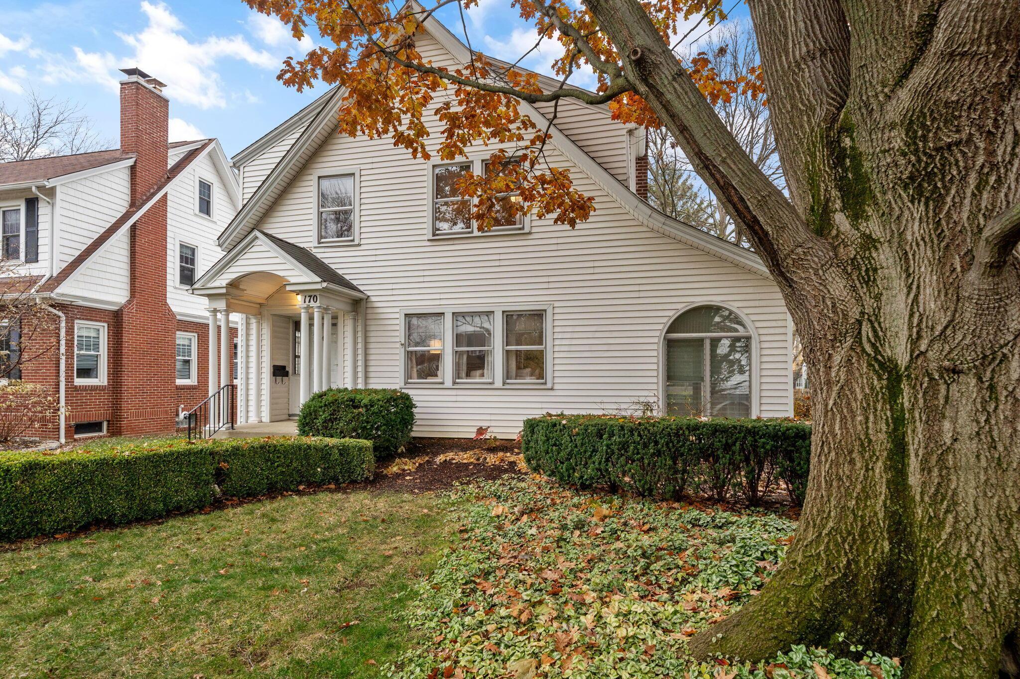 170 North Cassingham Road Columbus, OH 43209 - Photo 2 of 58 1-web-or-mls-DSC05653