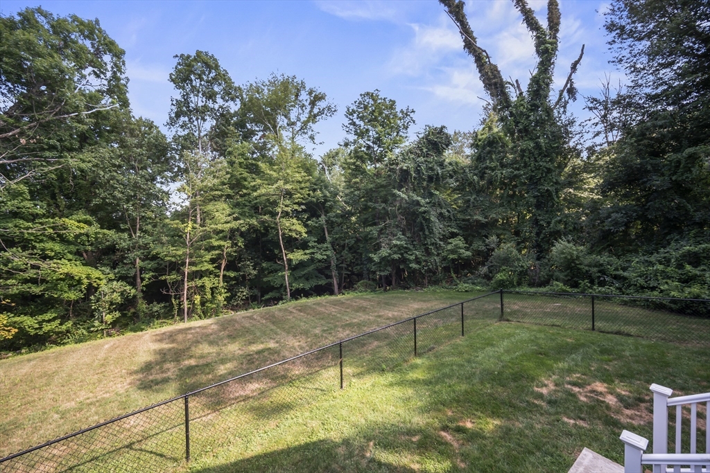 8 Bantry Road Southborough, MA 01772 - Photo 39 of 40 Gallery Image 39