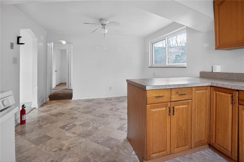 425 Idlewood Road Pittsburgh, PA 15235 - Photo 15 of 34 Gallery Image 15