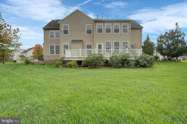 $545,000 | 1223 East Pebblebrook Drive, Greencastle, PA 17225