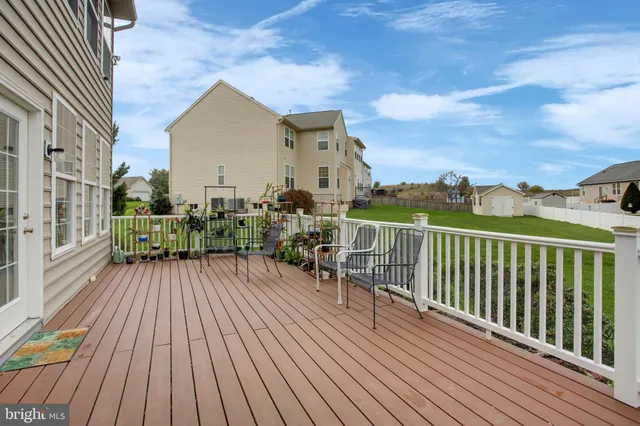 $545,000 | 1223 East Pebblebrook Drive, Greencastle, PA 17225