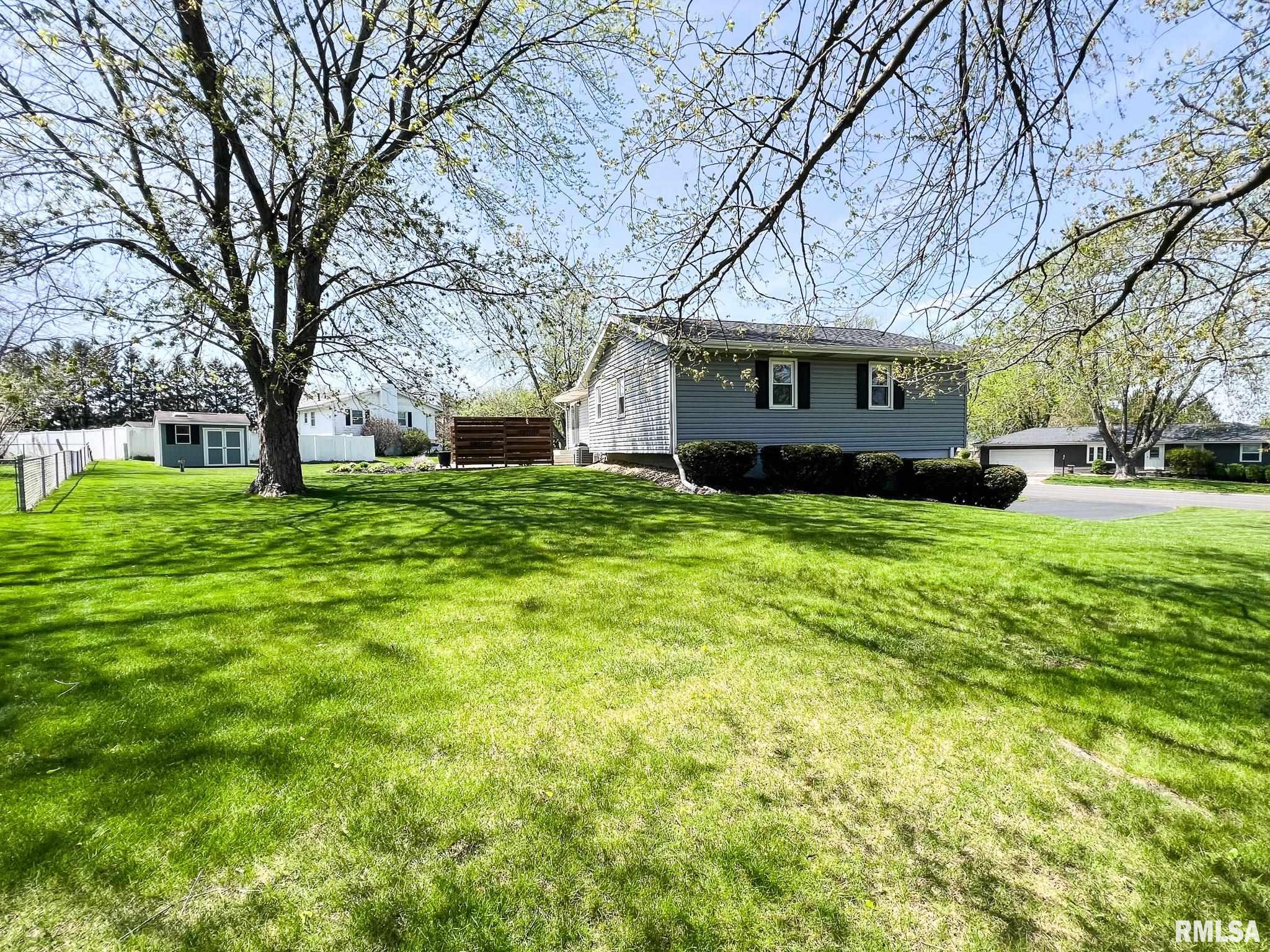 2201 Oak Drive Eureka, IL 61530 - Photo 16 of 73