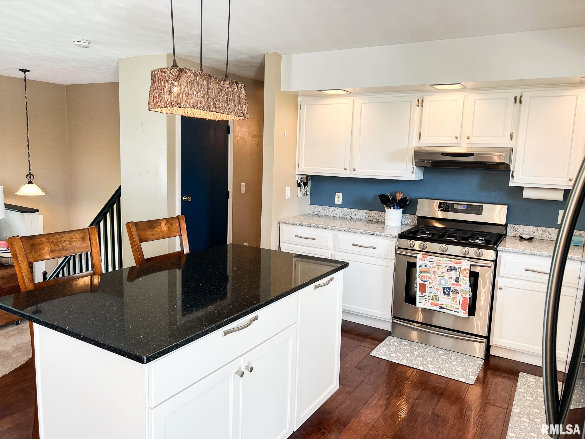 2201 Oak Drive Eureka, IL 61530 - Photo 21 of 73