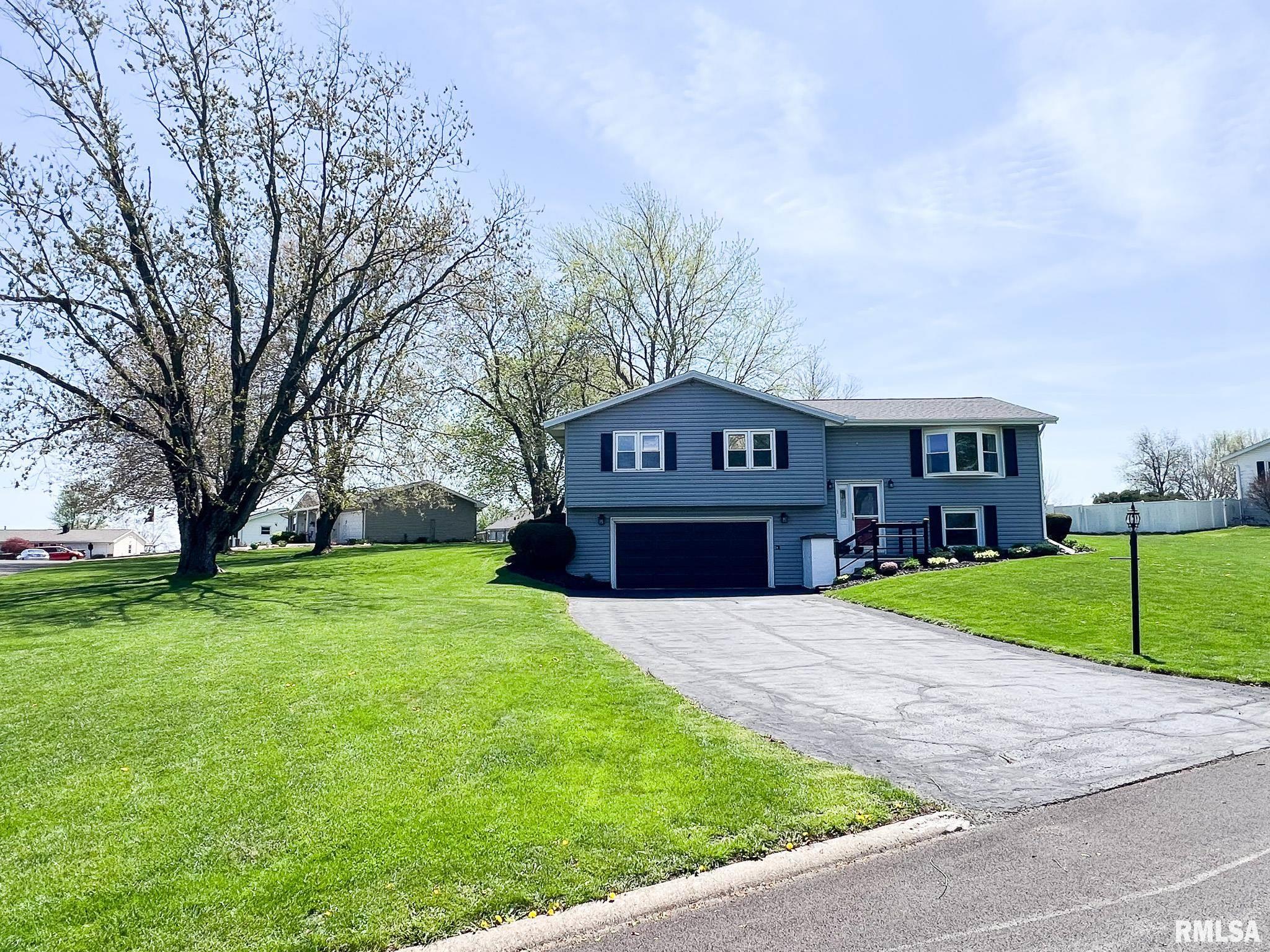 2201 Oak Drive Eureka, IL 61530 - Photo 3 of 73