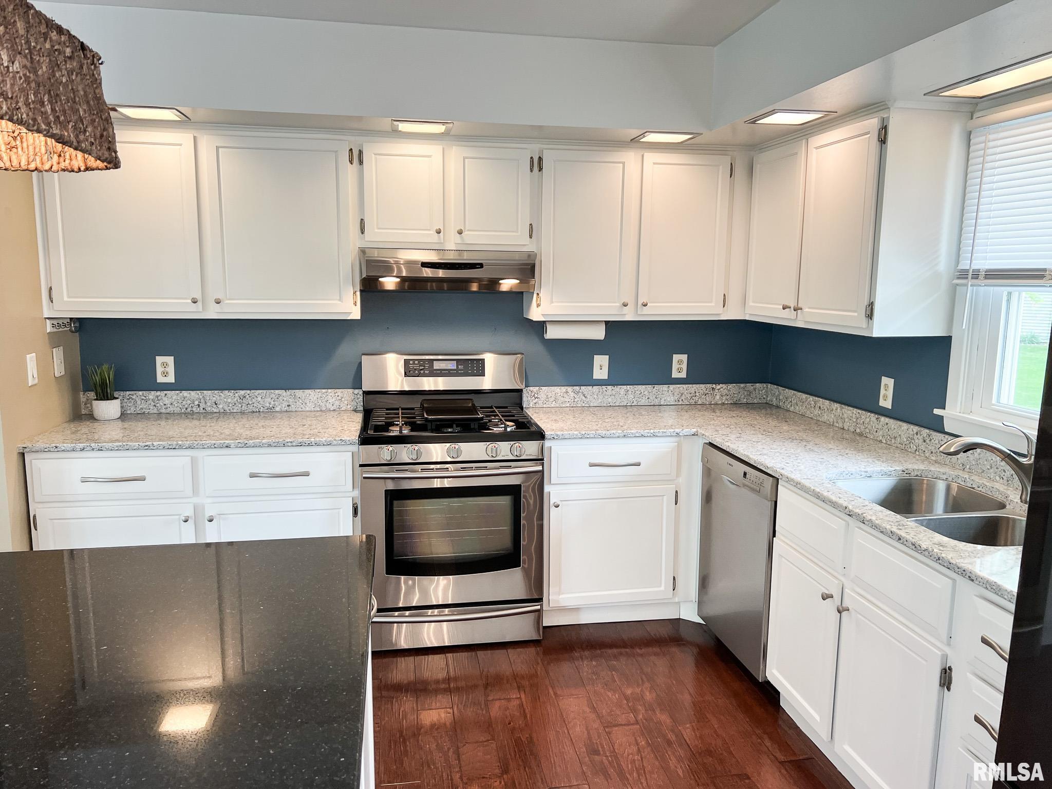 2201 Oak Drive Eureka, IL 61530 - Photo 39 of 73