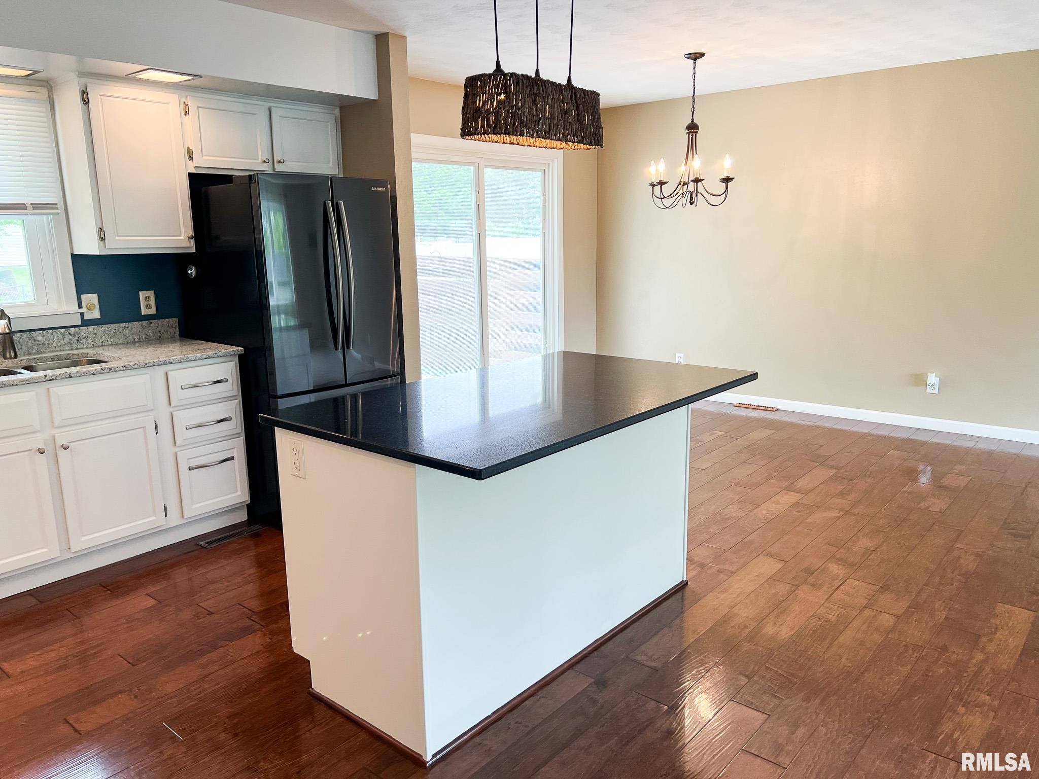 2201 Oak Drive Eureka, IL 61530 - Photo 41 of 73