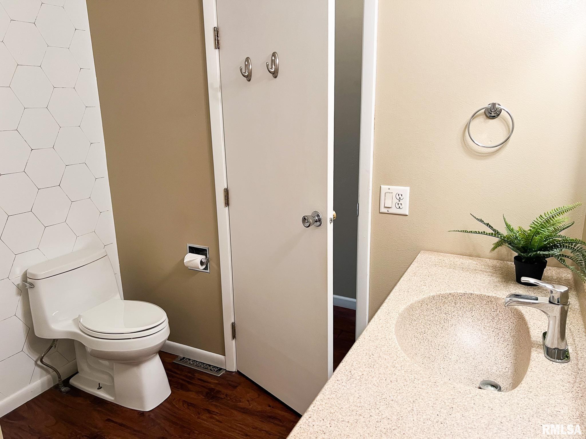 2201 Oak Drive Eureka, IL 61530 - Photo 44 of 73