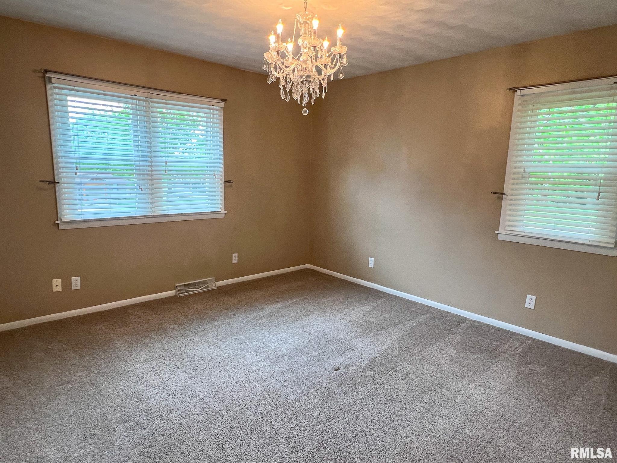 2201 Oak Drive Eureka, IL 61530 - Photo 47 of 73