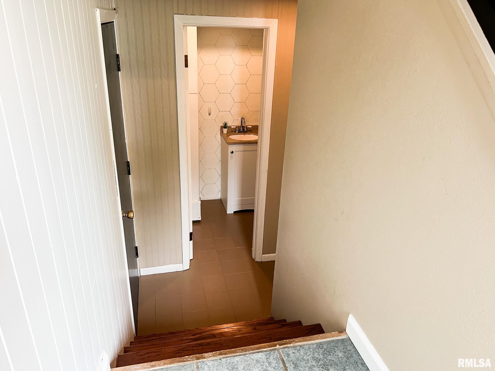 2201 Oak Drive Eureka, IL 61530 - Photo 56 of 73