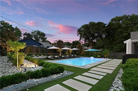 $1,949,000 | 5004 West 70th Street, Prairie Village, KS 66208