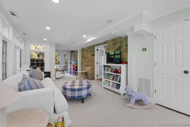 $1,995,000 | 93 East Meadow Road, Wilton, CT 06897