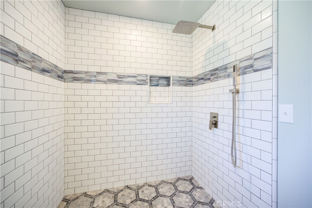 396 Castle Street Cambria, CA 93428 - Photo 35 of 74 a bathroom with a shower