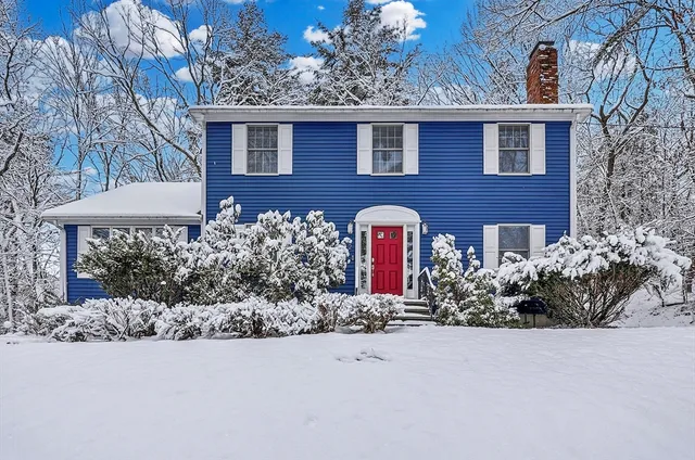 $824,900 | 2 Chesterfield Street, Framingham, MA 01701