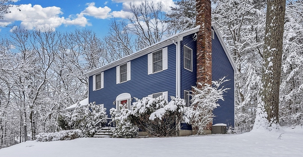 2 Chesterfield Street Framingham, MA 01701 - Photo 2 of 32