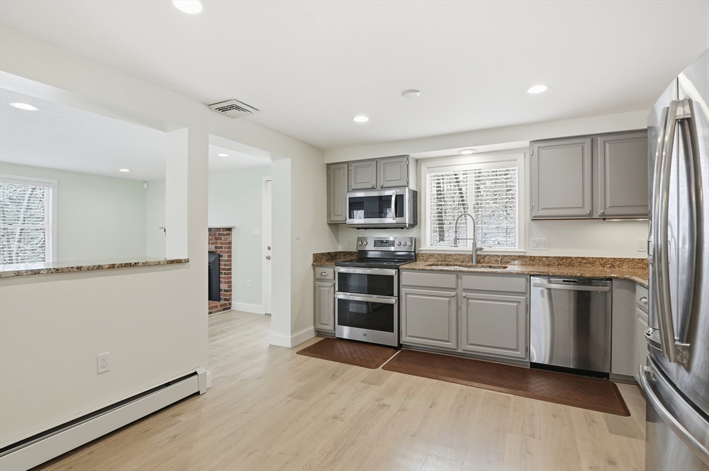 2 Chesterfield Street Framingham, MA 01701 - Photo 4 of 32