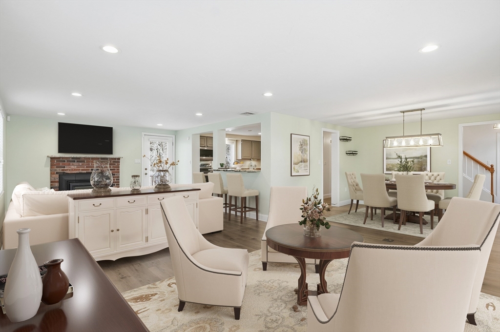 2 Chesterfield Street Framingham, MA 01701 - Photo 8 of 32