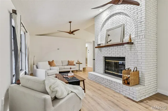 $330,000 | 2133 Ridgedale Drive, High Ridge, MO 63049