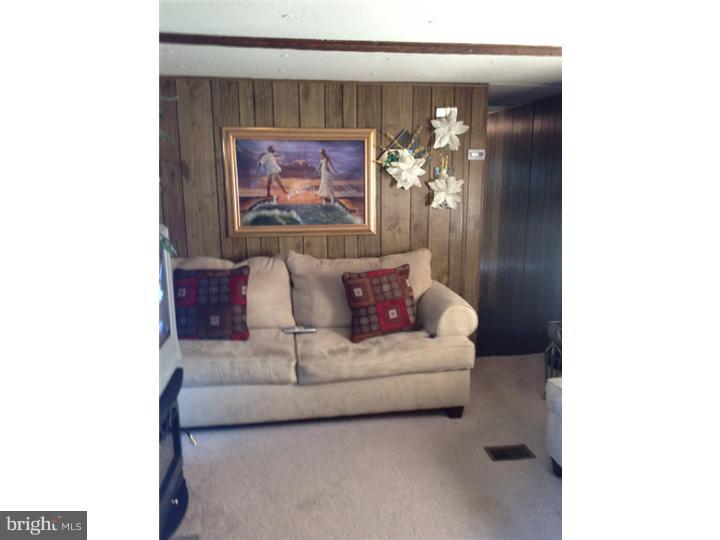 1762 Crown Point Road, Unit D12 Thorofare, NJ 08086 - Photo 7 of 21 Living Room