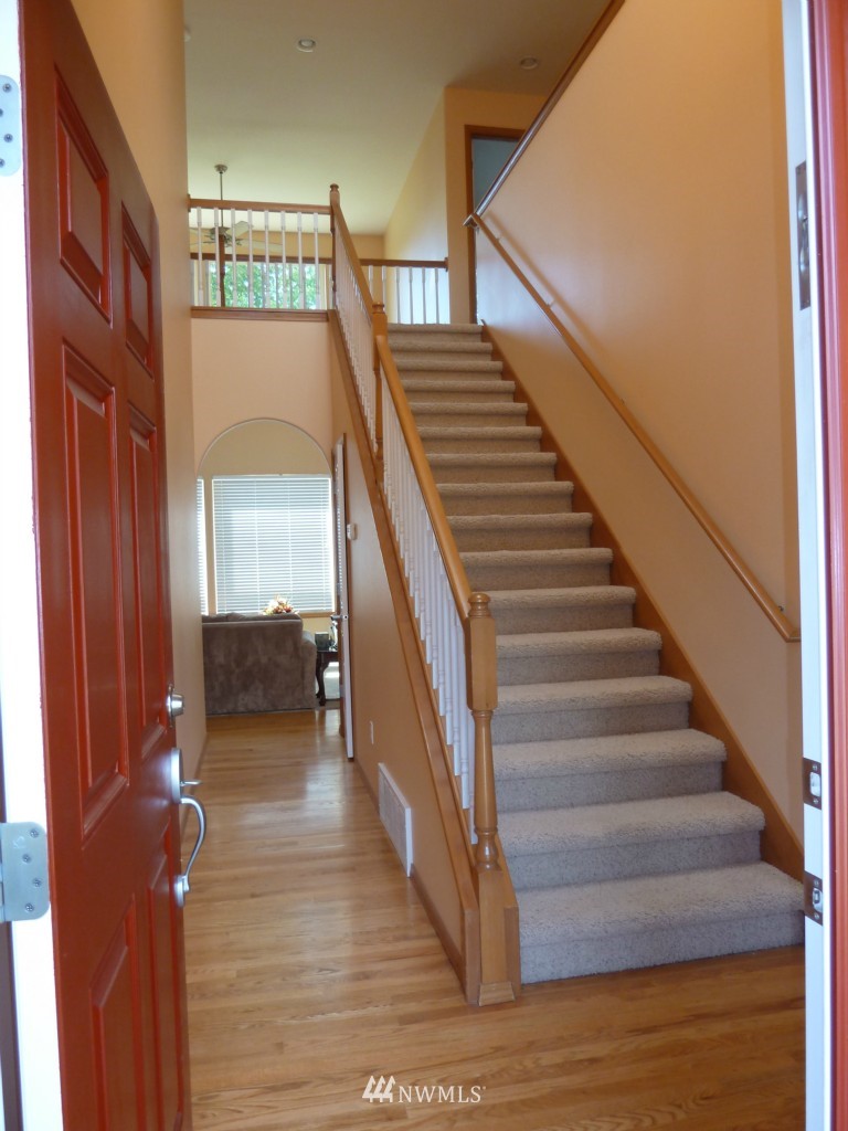 3808 160th Place Southeast Bothell, WA 98012 - Photo 2 of 15