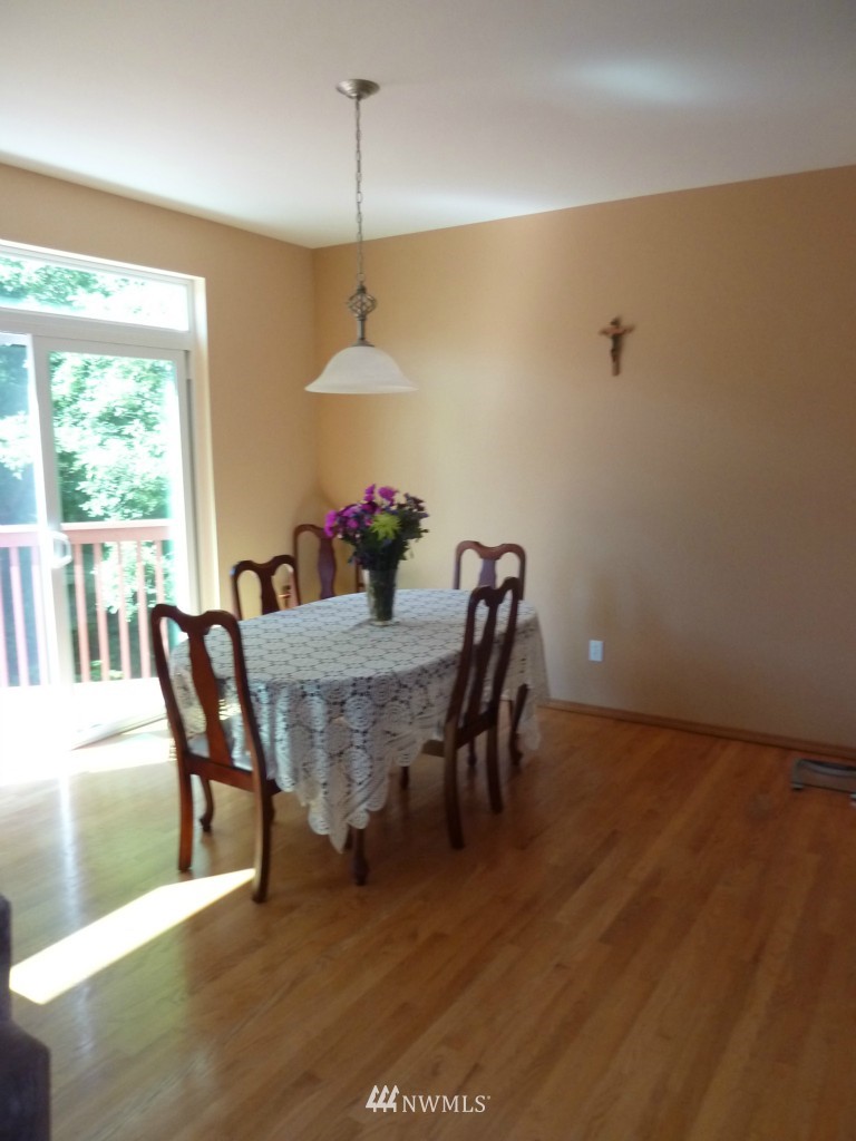 3808 160th Place Southeast Bothell, WA 98012 - Photo 3 of 15