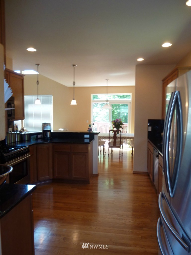 3808 160th Place Southeast Bothell, WA 98012 - Photo 4 of 15