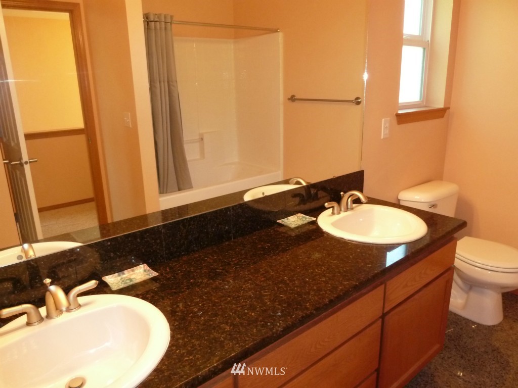 3808 160th Place Southeast Bothell, WA 98012 - Photo 9 of 15