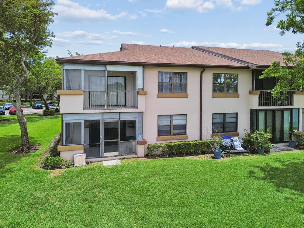 9740 West McNab Road, Unit 111 Tamarac, FL 33321 - Photo 19 of 24 IMG_3044