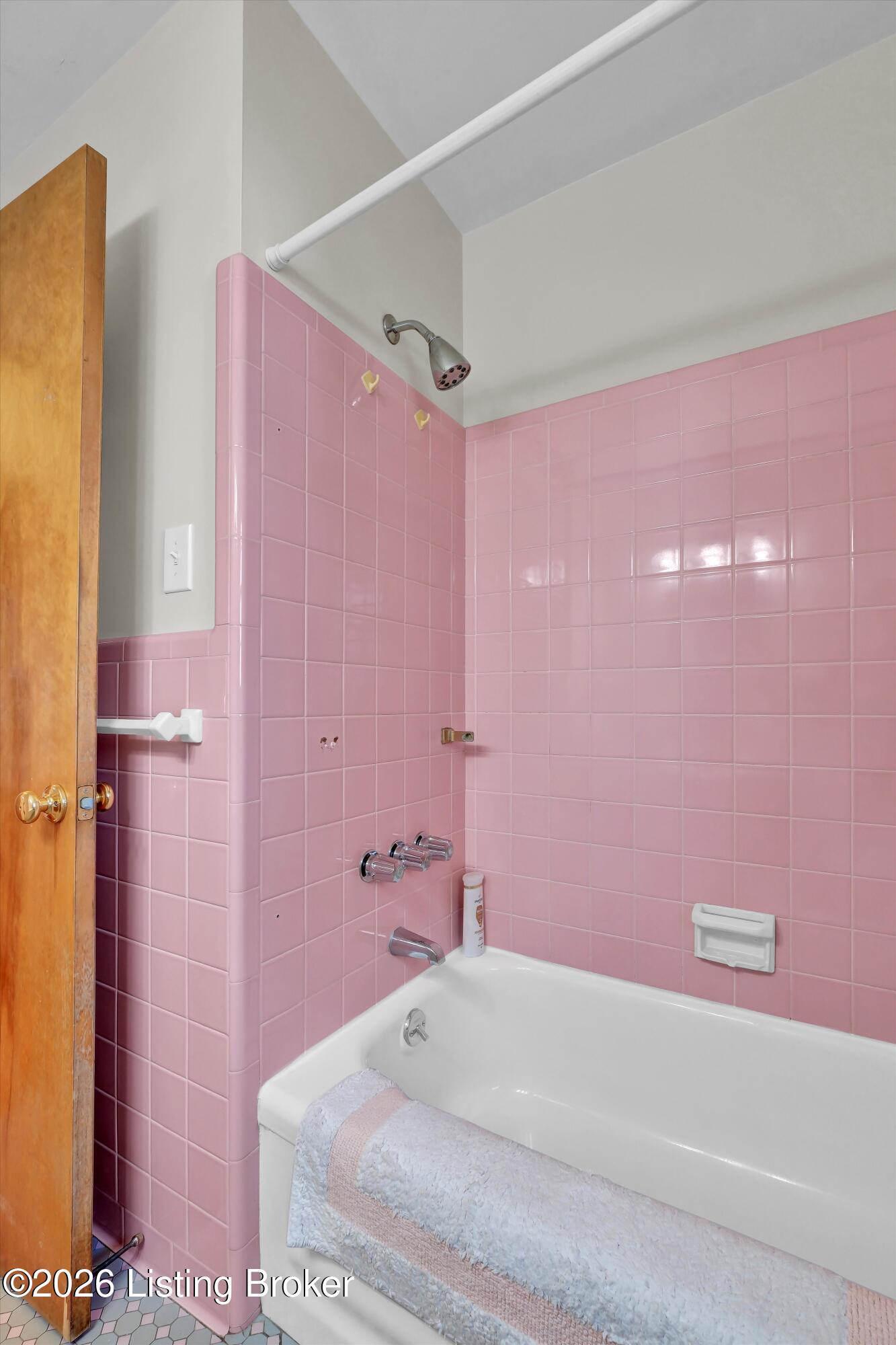 814 Beechwood Road Louisville, KY 40207 - Photo 26 of 62 27-814 Beechwood Rd