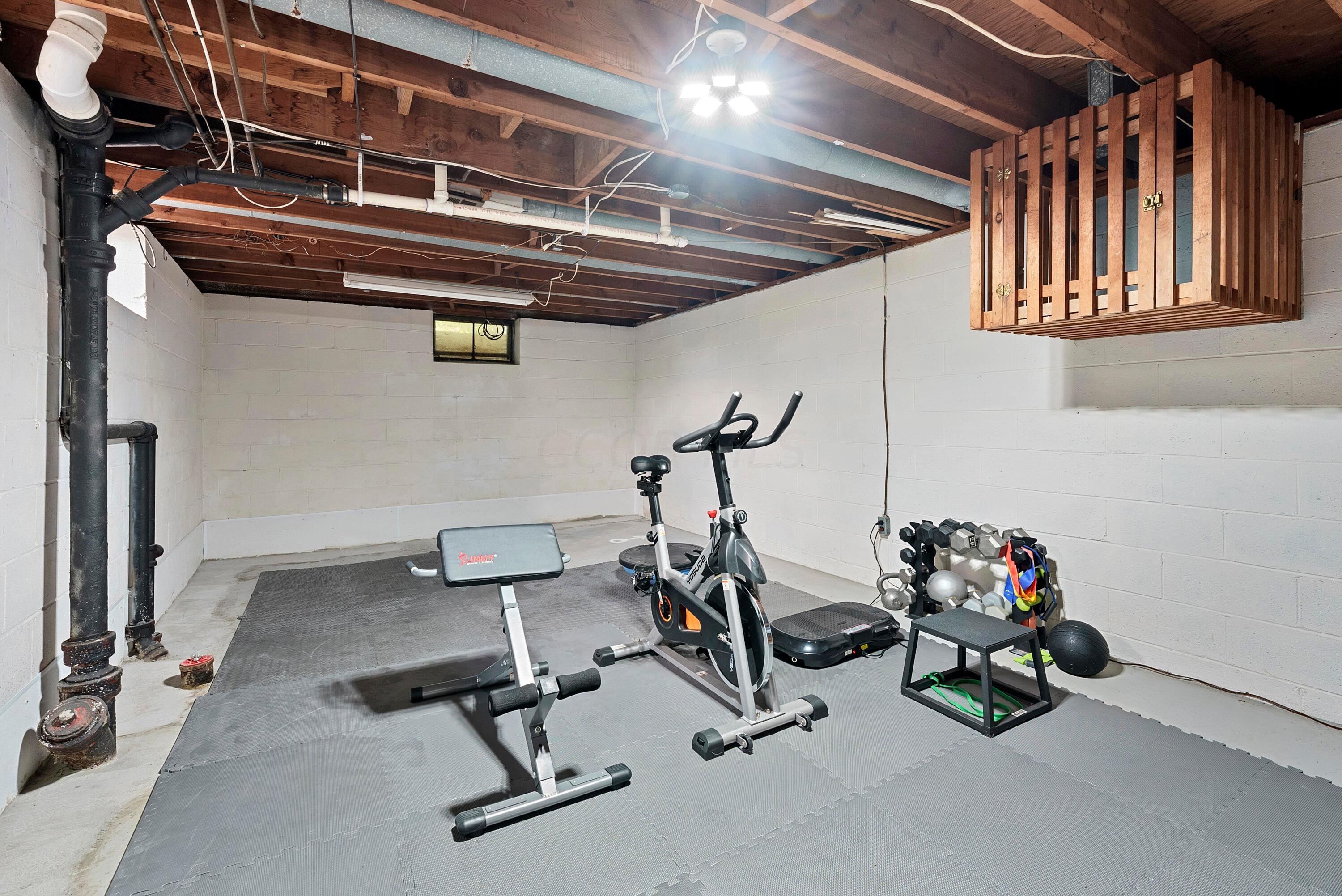 3780 Mountview Road Columbus, OH 43220 - Photo 28 of 41 Storage or Workout Space - Basement