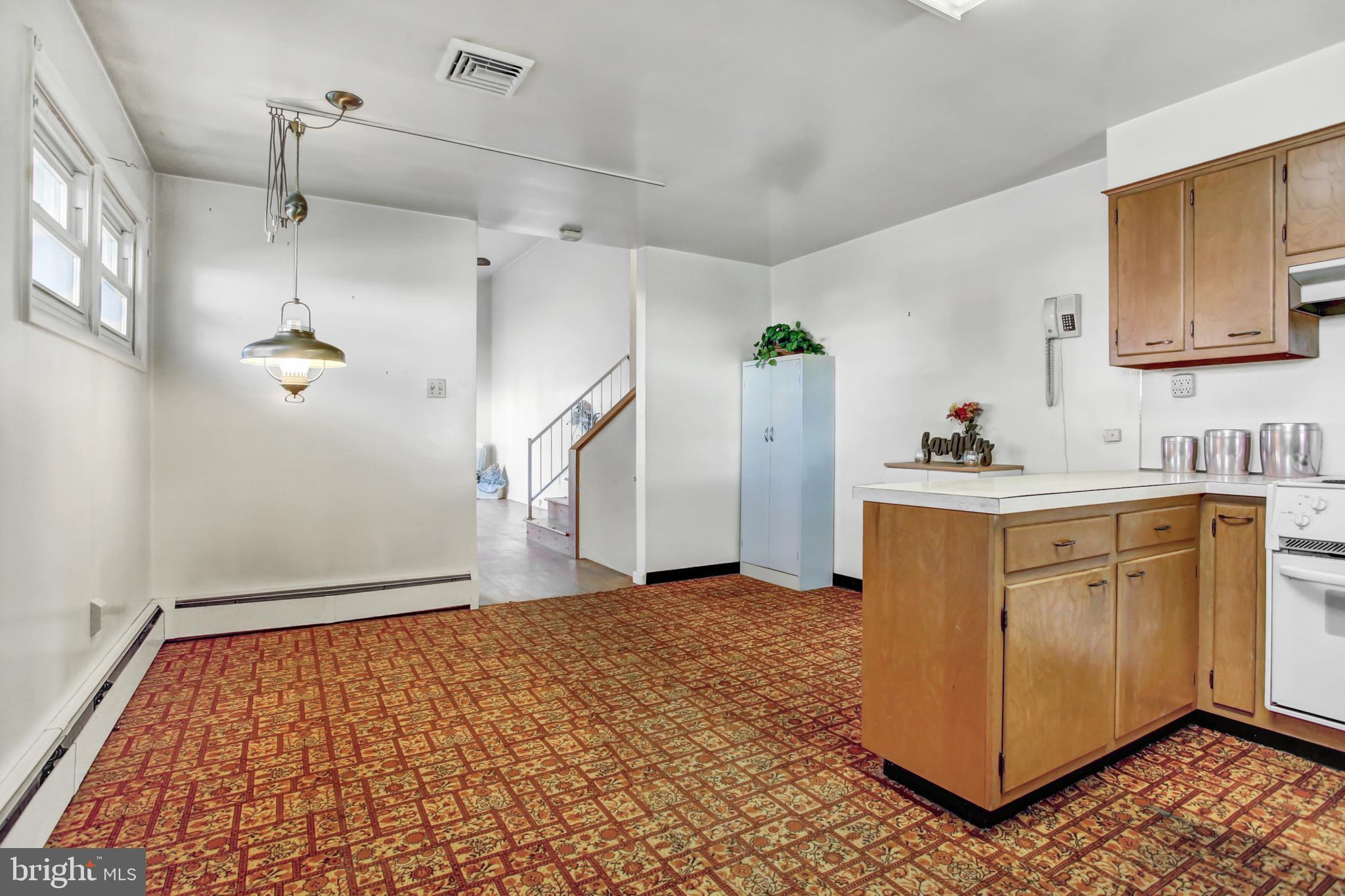 6441 Jonestown Road Harrisburg, PA 17112 - Photo 6 of 28 Gallery Image 6