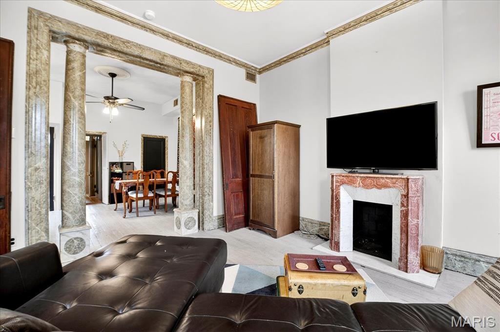 1010 Allen Avenue, Unit 2F St. Louis, MO 63104 - Photo 12 of 52