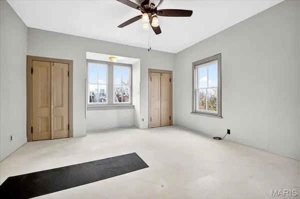 $1,950 | 1010 Allen Avenue, Unit 2F, St. Louis, MO 63104