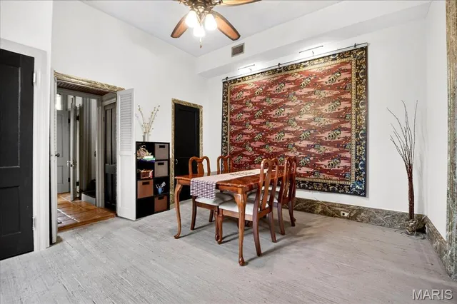 $2,200 | 1010 Allen Avenue, Unit 2F, St. Louis, MO 63104